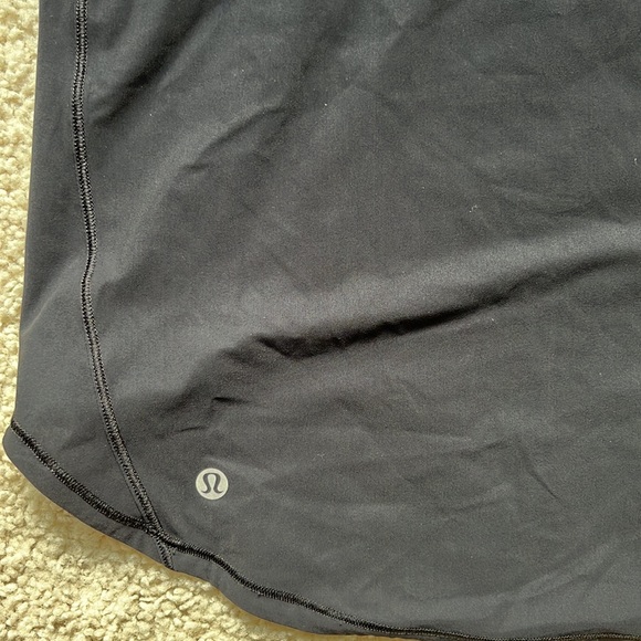 Lululemon size 6 mesh tank top - Picture 3 of 3
